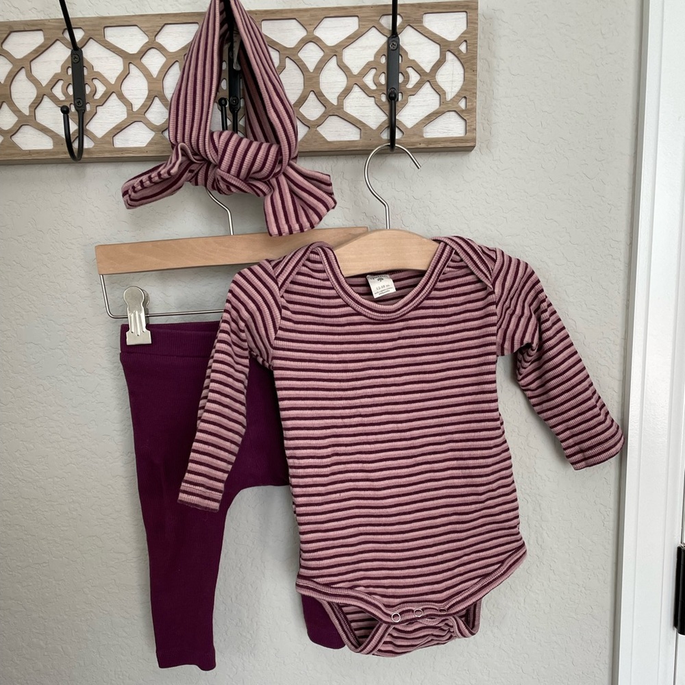 KQ skinny rib purple stipe outfit